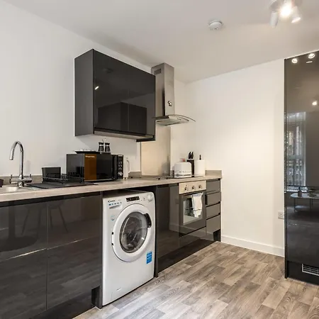 Contemporary 1 Bedroom In Sheffield